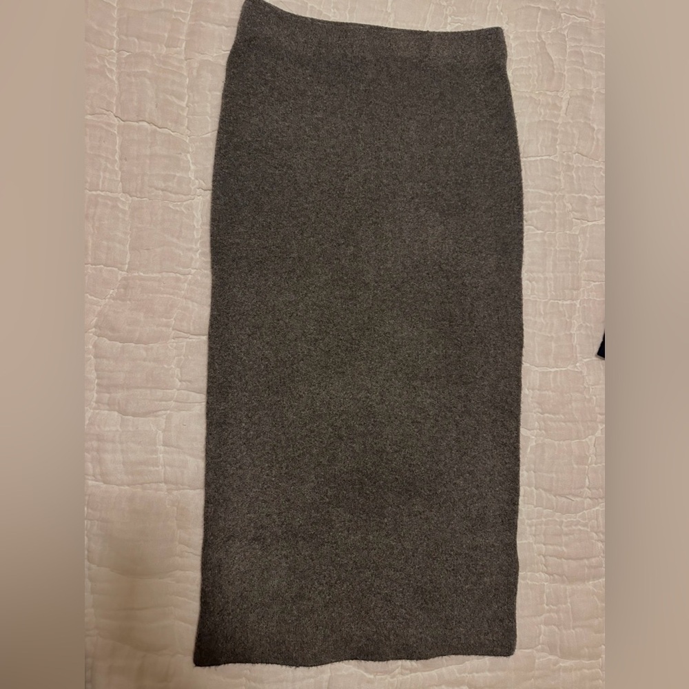 Zara Dark Gray Knit Pencil Skirt